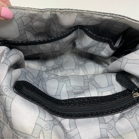 Aimee Kestenberg Genuine Leather Lizard Embossed Shoulder/Crossbody Bag Black - Picture 6 of 10